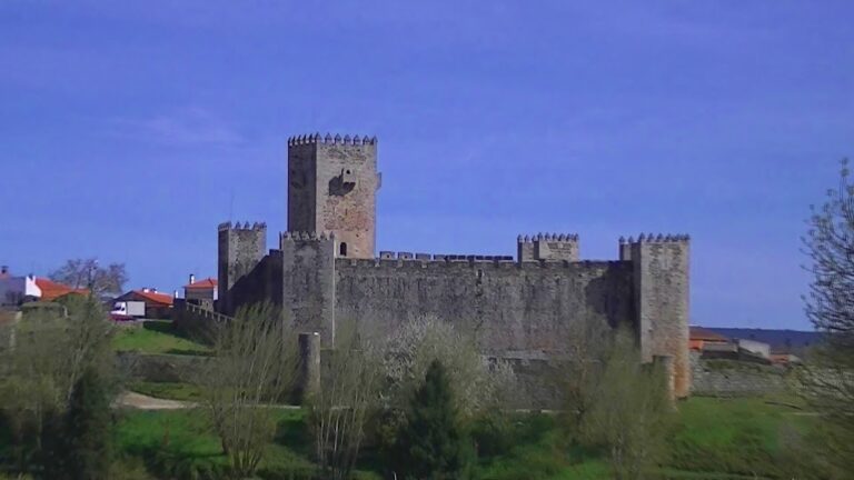 Explorando a Magia e História do Castelo do Sabugal: Um Tesouro Escondido no Coração de Portugal