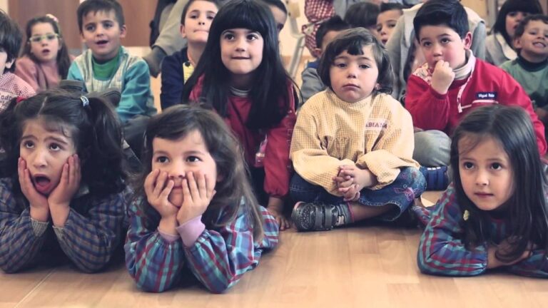 Agrupamento de Escolas de Const&acirc;ncia: Estrat&eacute;gias para o Sucesso Escolar
