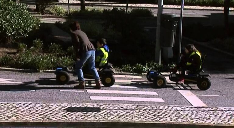 Pre&ccedil;os Acess&iacute;veis na Escola de Condu&ccedil;&atilde;o em Cascais