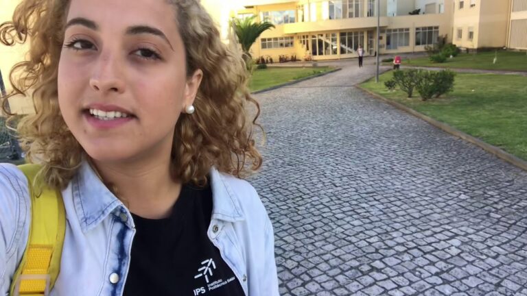 Resid&ecirc;ncia de Estudantes em Santiago: Guia Completo