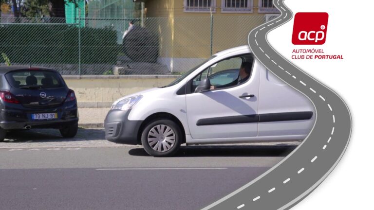Estacionar em Segunda Fila: Saiba por que é Proibido